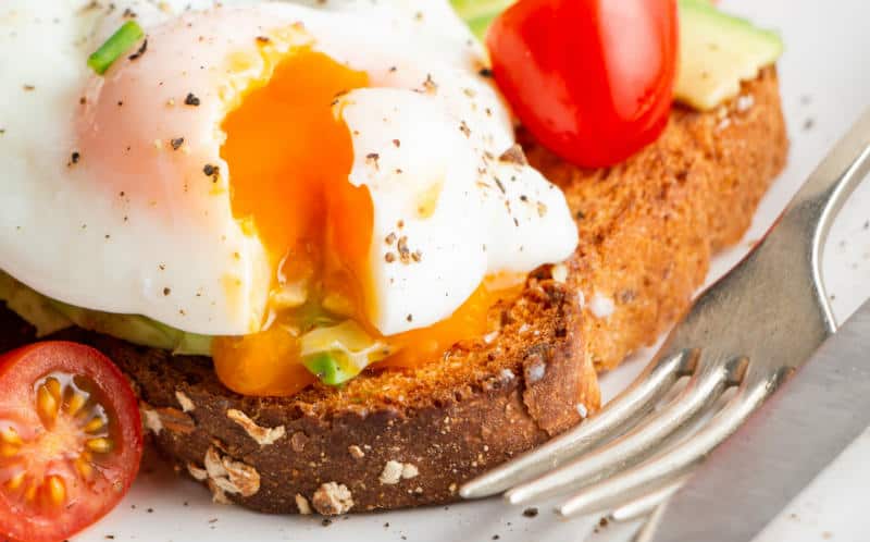 Как приготовить яйца пашот: 6 способов в домашних условиях рецепт
