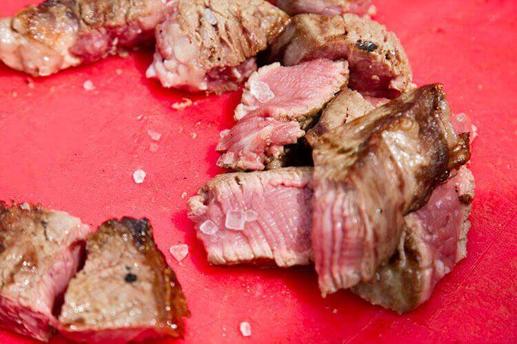 Мясо для шашлыка – как правильно выбрать и приготовить