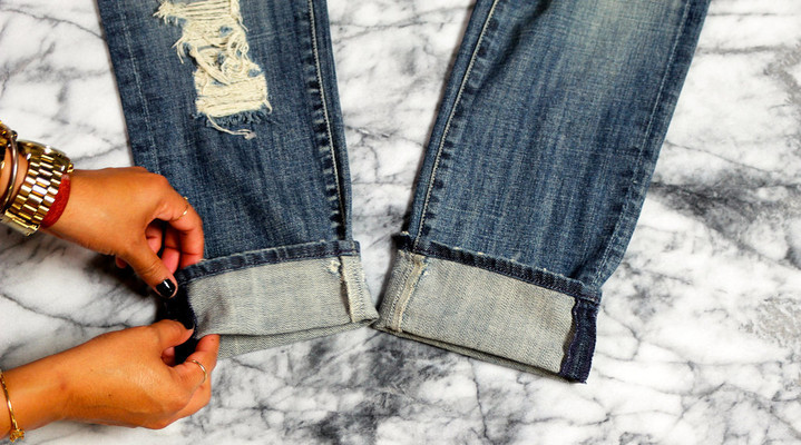 Работаем руками: как ушить джинсы в талии без швейной машинки