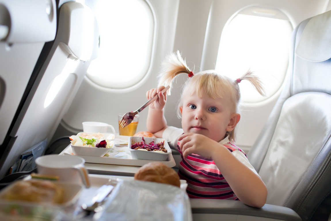Детское питание на борту, или Как не оставить ребенка голодным в самолете