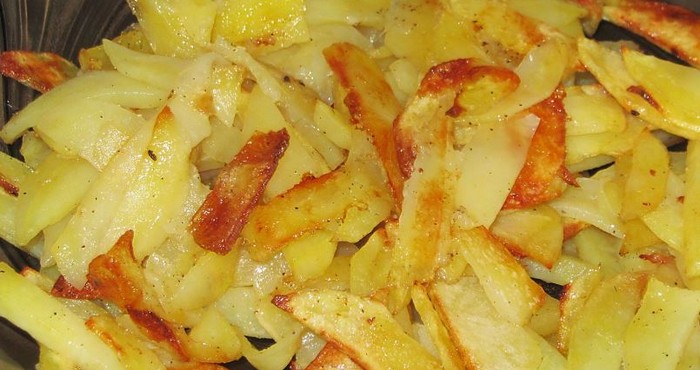 Жареная картошка на сковороде; что может быть вкуснее
