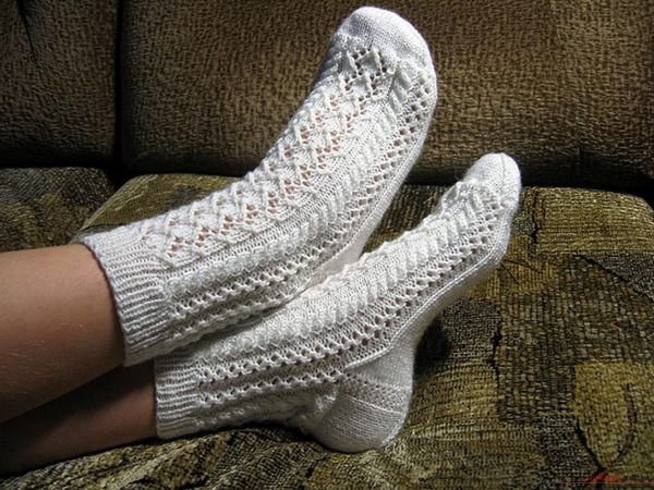 Как связать носки спицами. Схемы вязания носков спицами - узоры, фото