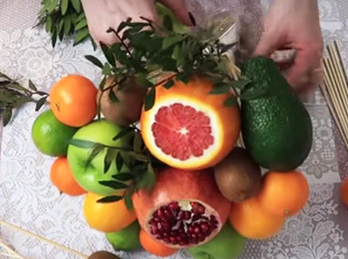 Как сделать яркий букет из фруктов своими руками: подробная инструкция