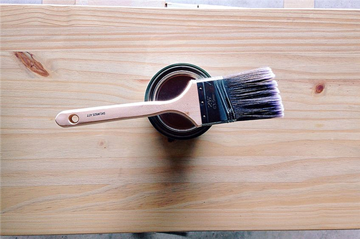Покраска обработанной давлением древесины легко