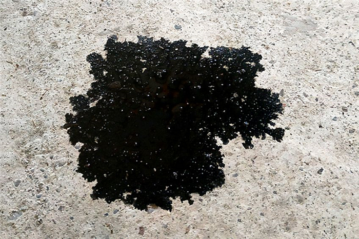 Как удалить масляные пятна с бетона