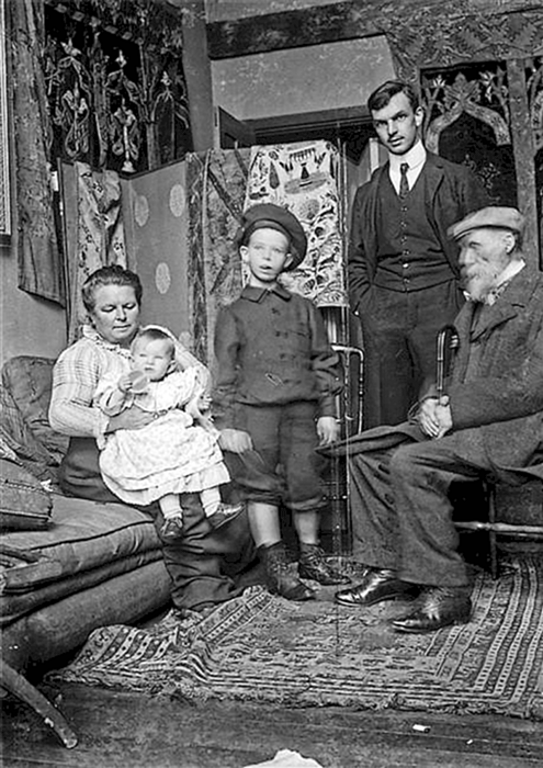 Пьер-Огюст Ренуар и его семья