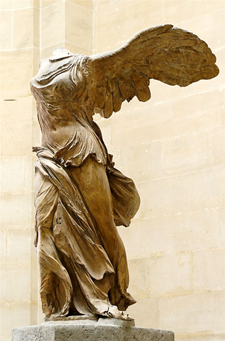 Статуя Ники Самофракийской